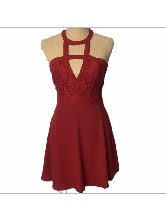 Lulus Dresses & Skirts - Nwt Lulu’s caged neckline lace bodice sleeveless dress SZ XS red‎